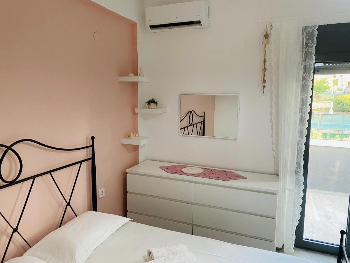 Pallada Apartment Kalathas Bagian luar foto